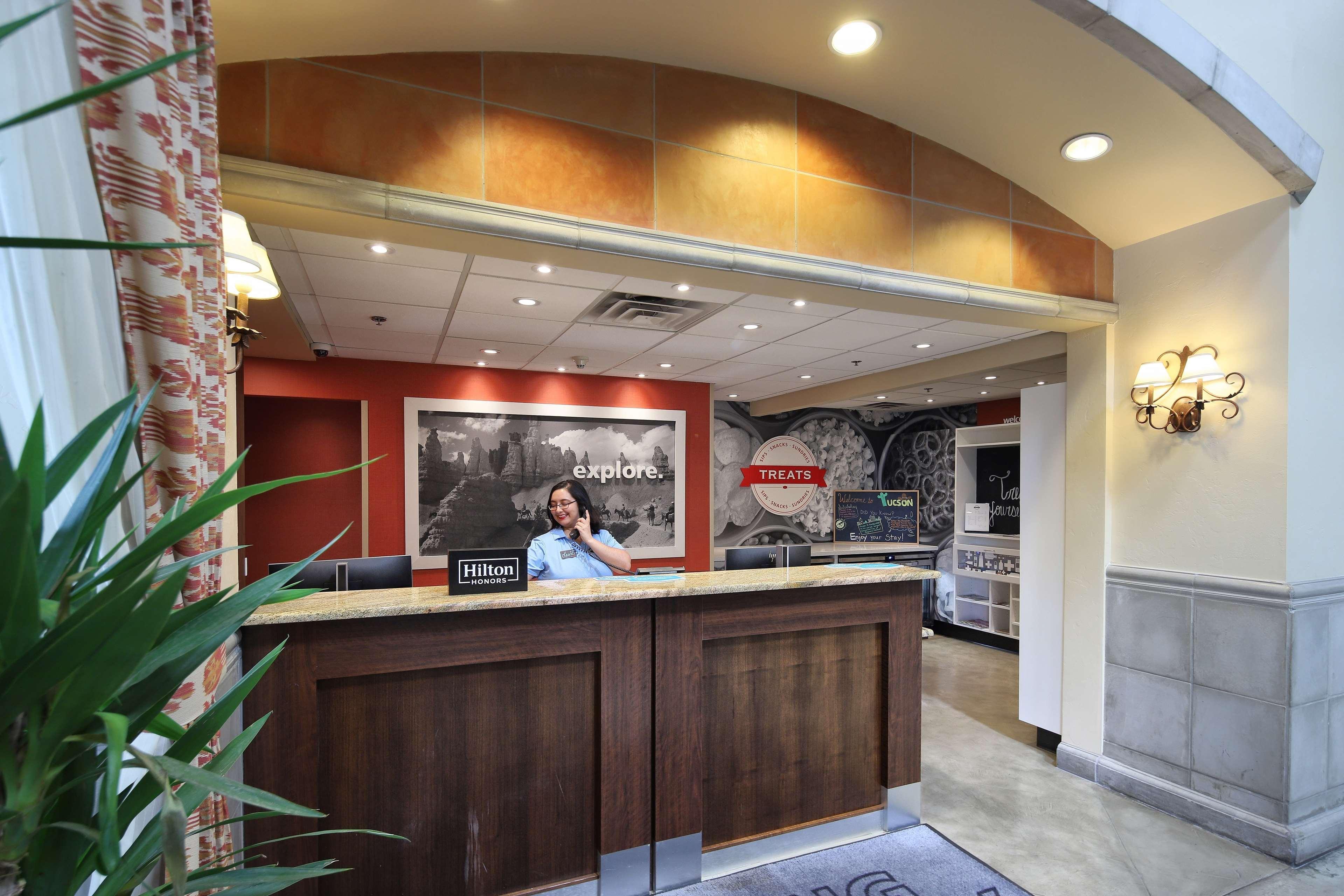 Hampton Inn & Suites Tucson Mall Casas Adobes Exterior foto