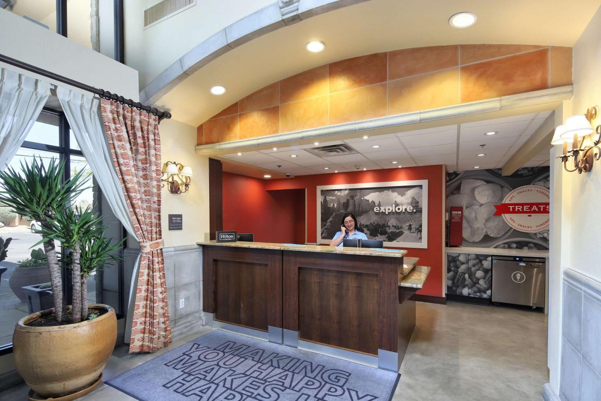 Hampton Inn & Suites Tucson Mall Casas Adobes Exterior foto